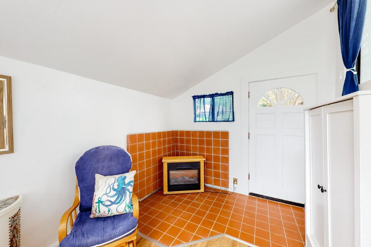 Saddle Point Ocean View Cottage Elk 외부 사진